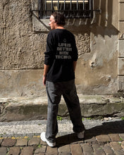Lade das Bild in den Galerie-Viewer, LIBWT - Longsleeve - Organic Longsleeve T-Shirt